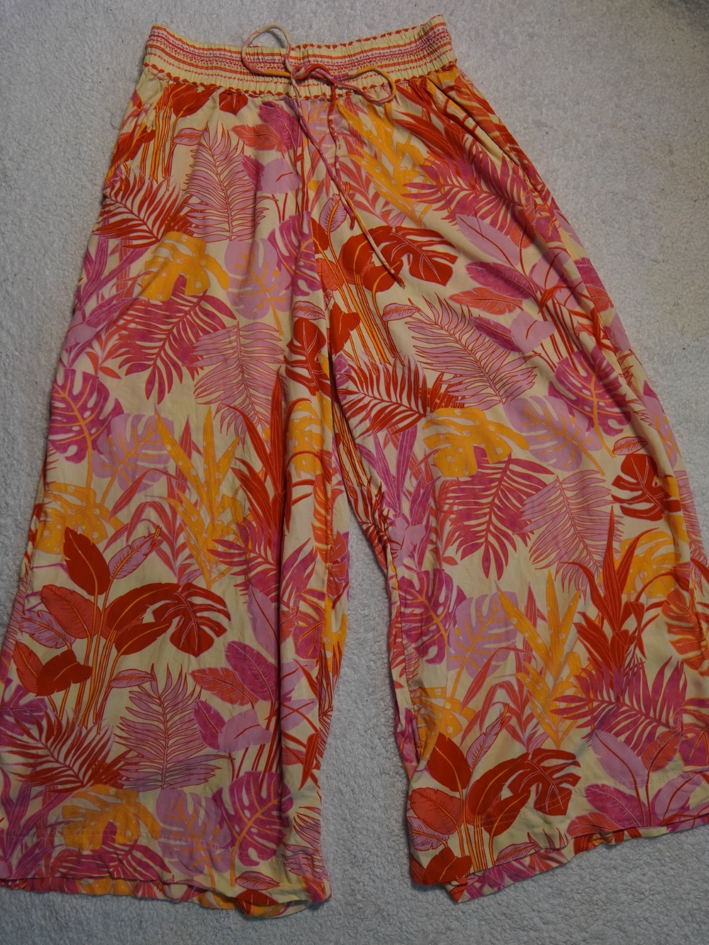 Haute hippie style tropical floral wide leg boho palazzo pants size S